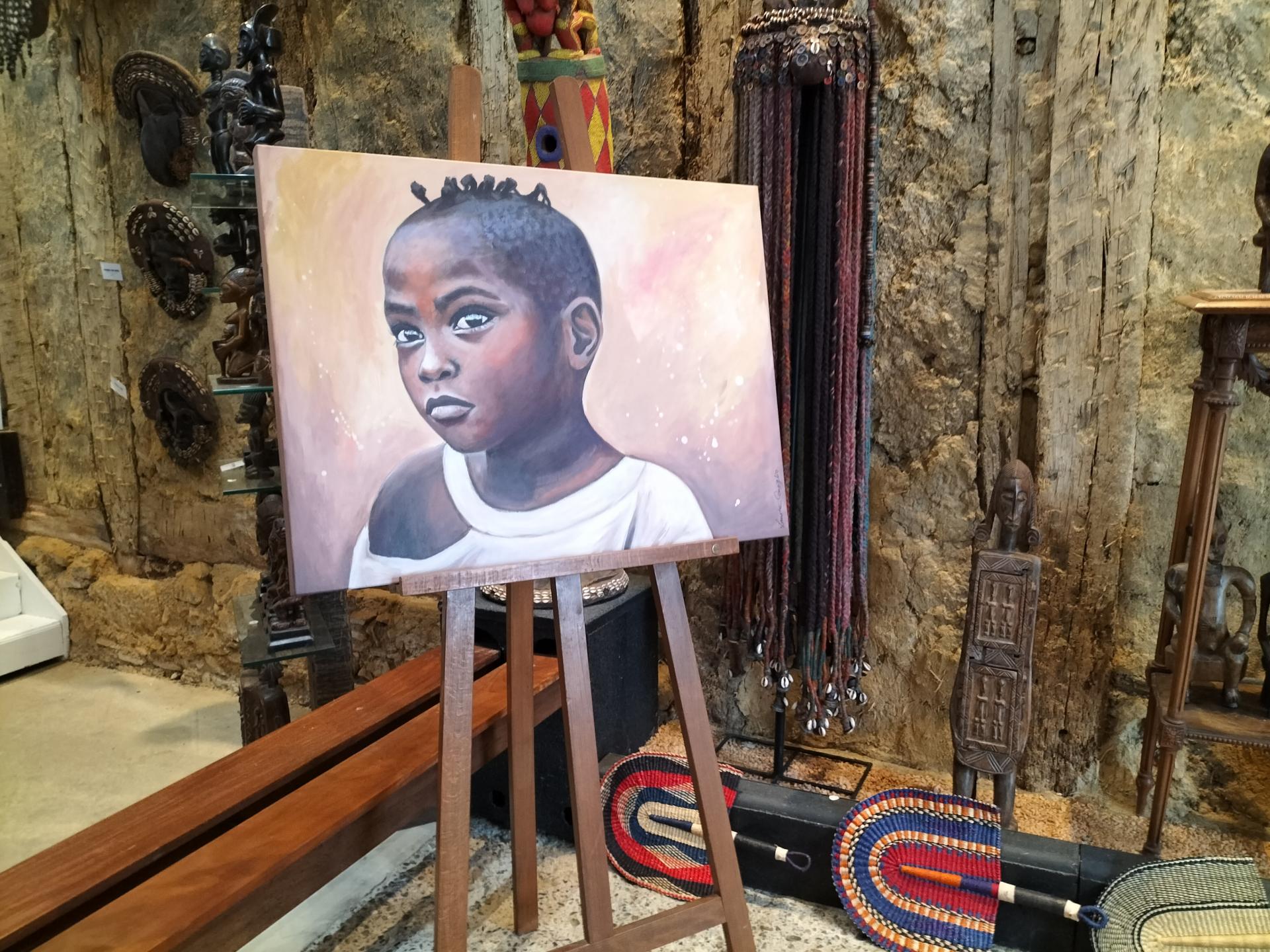 Accrochage de l'exposition à Bassoues